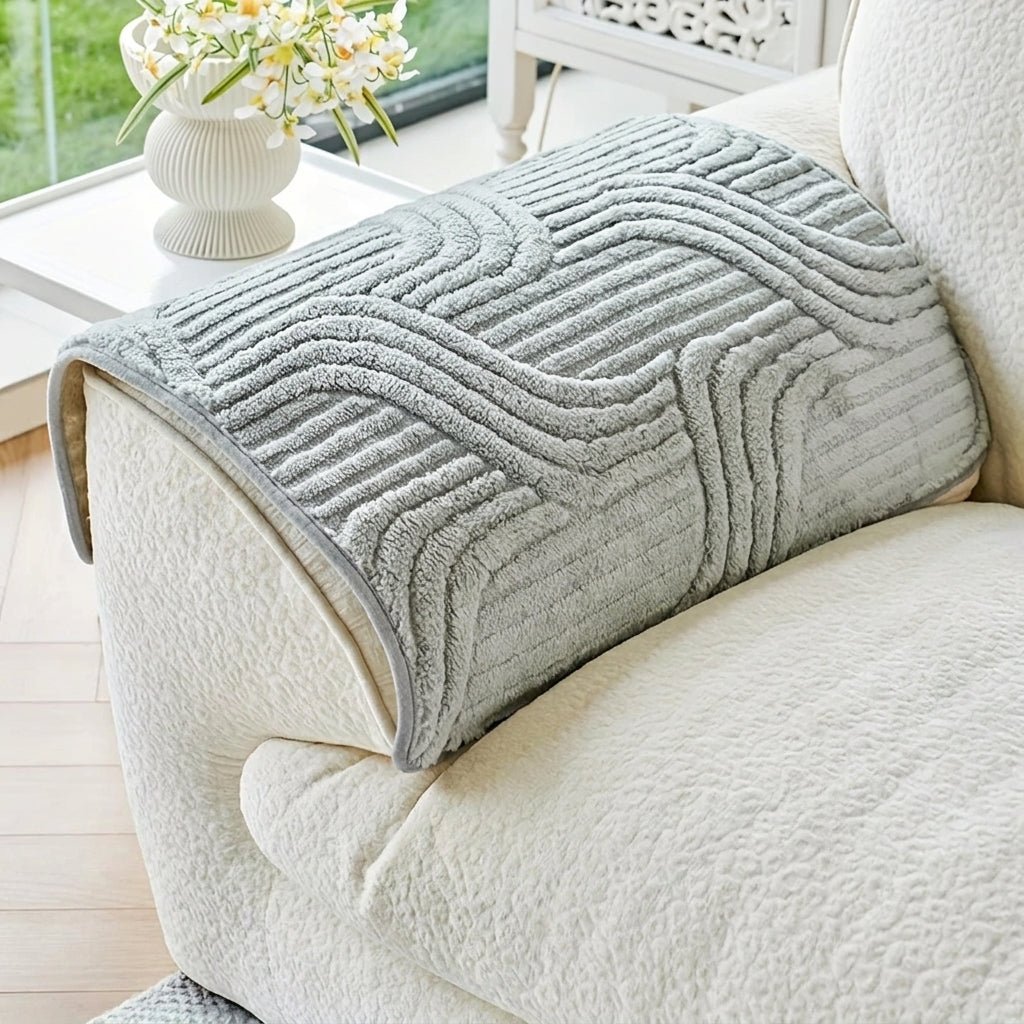Quilted Sofa Cover with Wave Pattern and Textured Surface - Sofa Cover - Light Grey - Seravelle Home