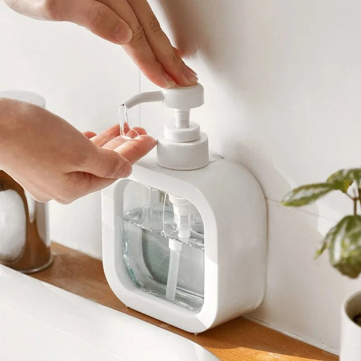 Refillable Soap Dispenser in Modern Design for Bathroom and Kitchen - Soap Dispenser - 17 cm - Seravelle Home