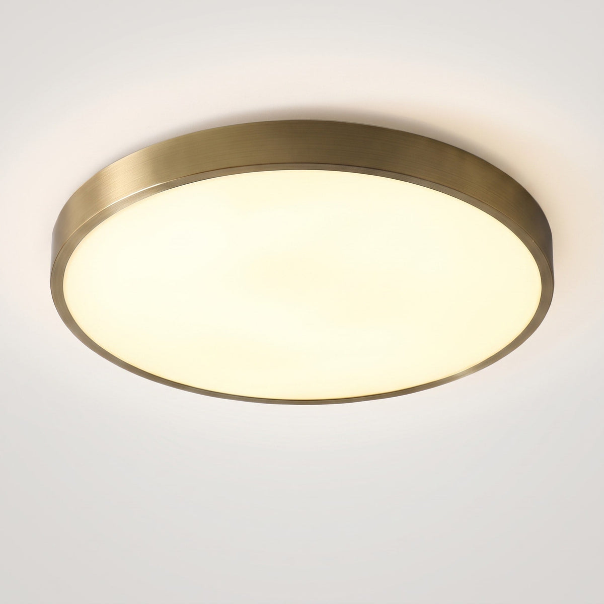 Round LED Ceiling Light Modern Flush Mount Design - Ceiling Light Fixtures - Gold - Seravelle Home