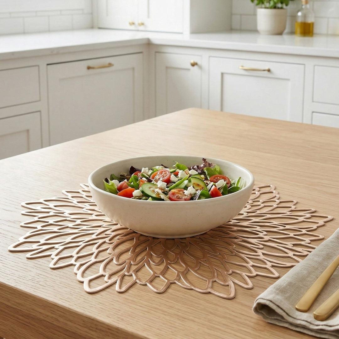 Round Table Mat with Cut - Out Floral Pattern - Placemats - Seravelle Home