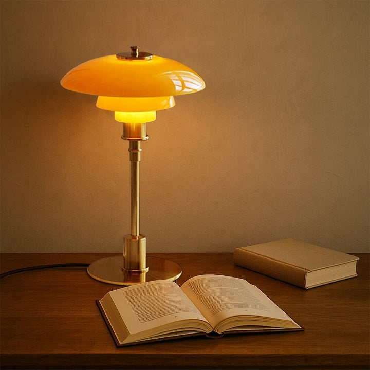 Scandinavian Design LED Table Lamp Modern Light - LED Table Lamp - Gold - Seravelle Home