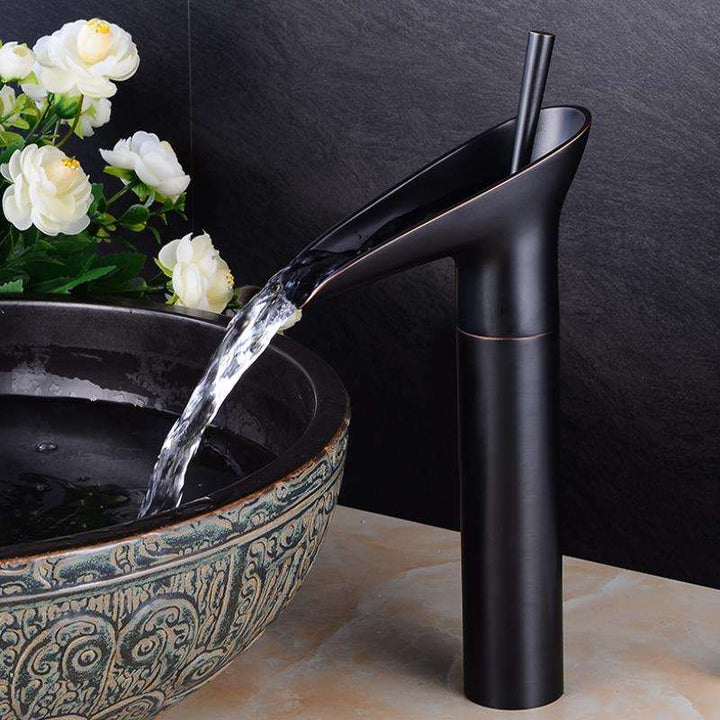 Single Handle Basin Tap - Faucet - Black - Seravelle Home