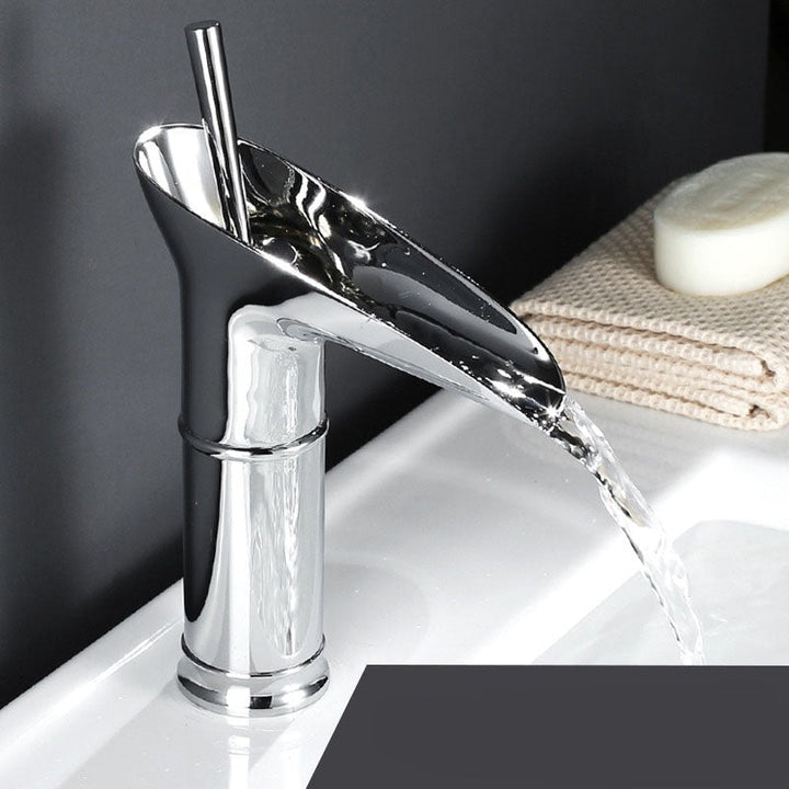 Single Handle Basin Tap - Faucet - Silver - Seravelle Home