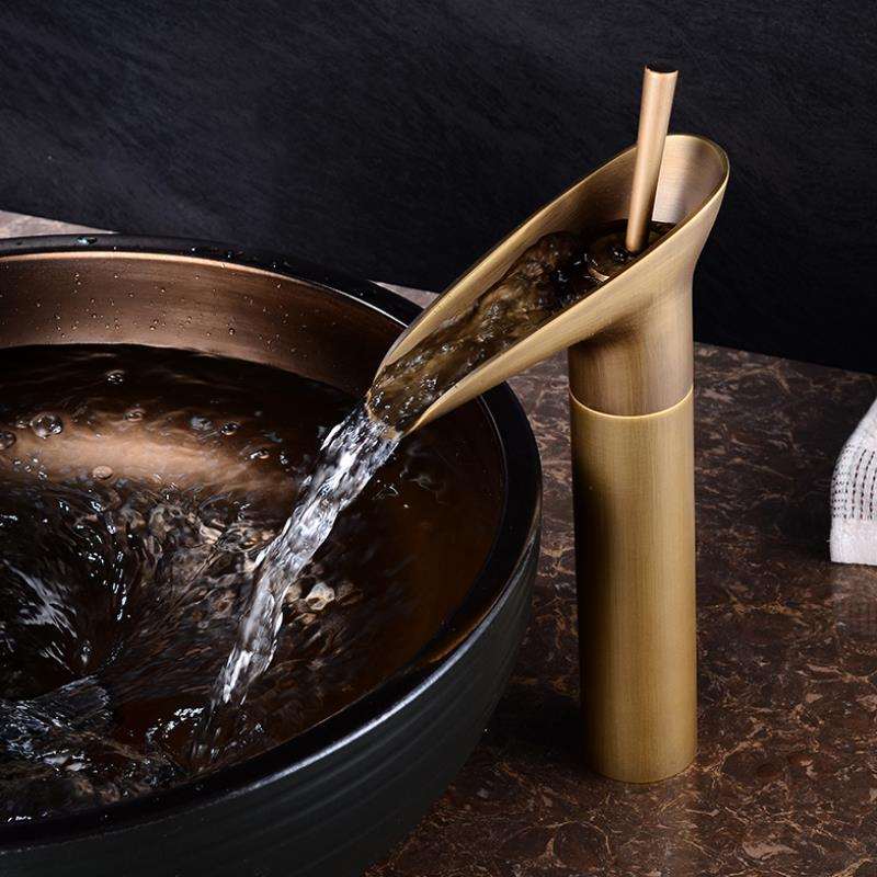 Single Handle Basin Tap - Faucet - Antique - Seravelle Home