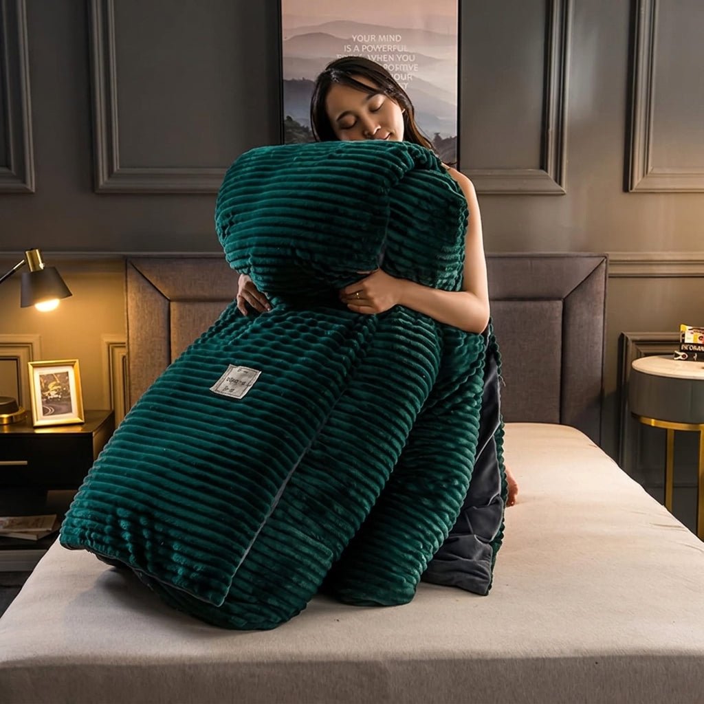 Soft Cozy Warm Plush Blanket with Ribbed Texture - Blanket - Dark Green - Seravelle Home