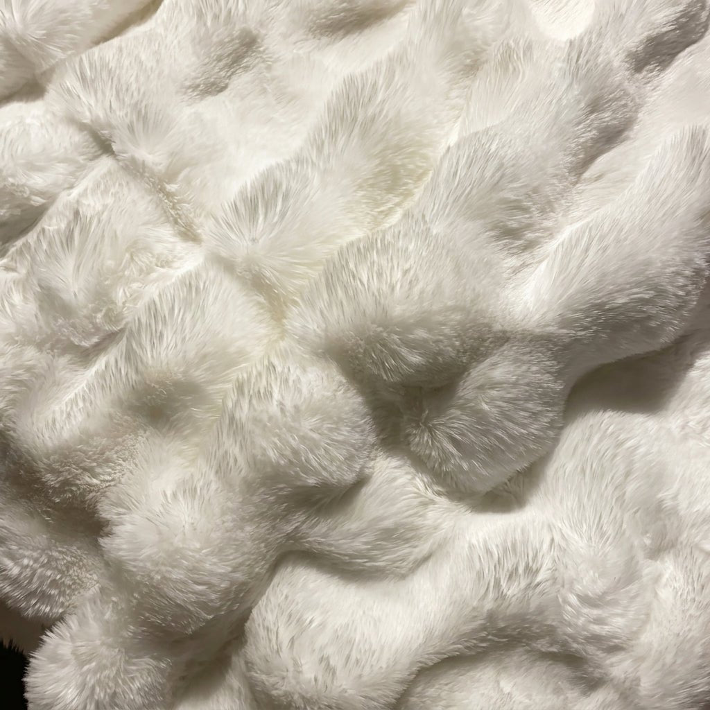 Soft Fluffy Bubble Texture Plush Throw Blanket - Blanket - White - Seravelle Home