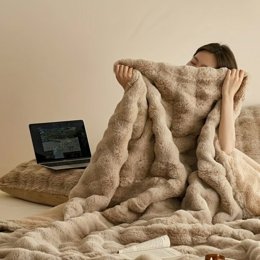 Soft Fluffy Bubble Texture Plush Throw Blanket - Blanket - Beige - Seravelle Home