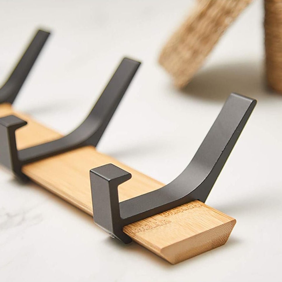 Space - saving coat rack with sturdy hooks - Wall shelf - Black - Seravelle Home