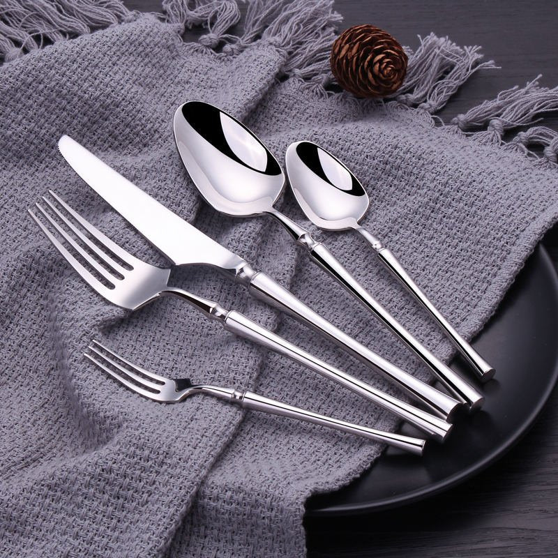 Steelio – 24 - piece Elegant Stainless Steel Cutlery Set - Cutlery Set - Seravelle Home