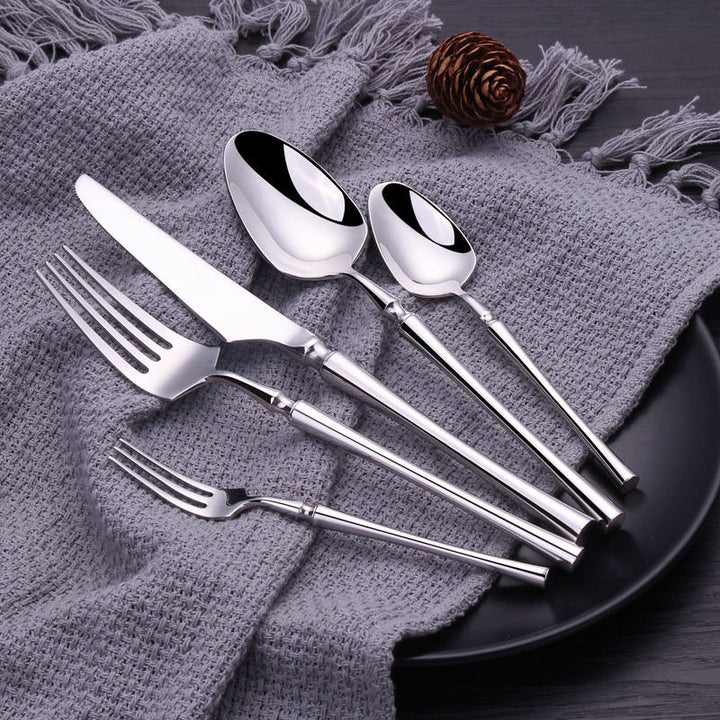 Steelio – 24 - piece Elegant Stainless Steel Cutlery Set - Cutlery Set - Seravelle Home