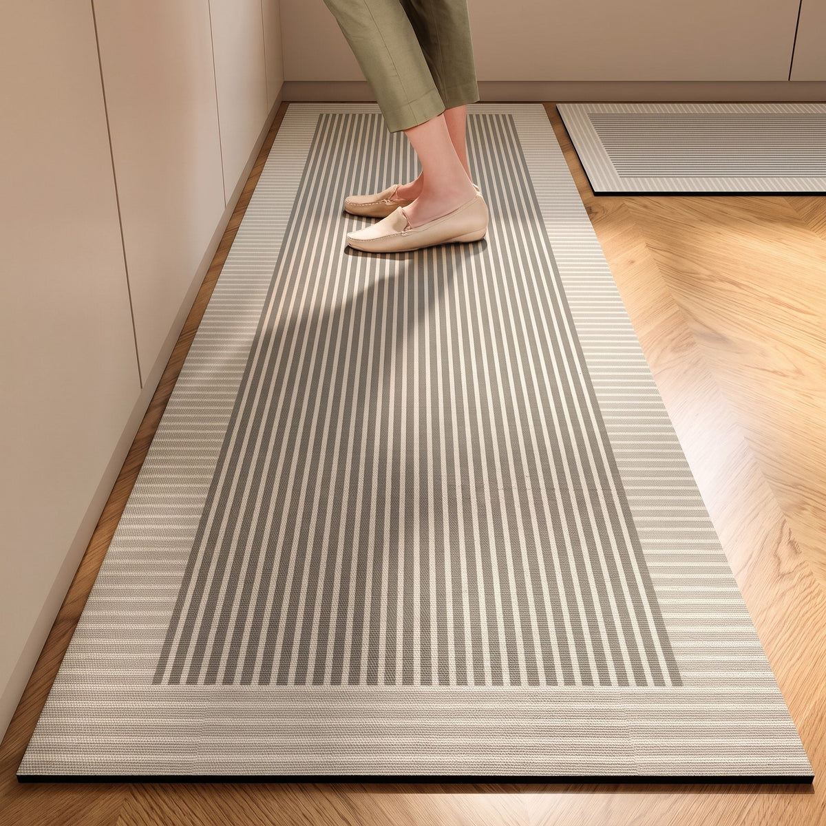Striped Non-Slip Kitchen Runner Mat with Cushioned Comfort - Rugs - Classic Stripe - Seravelle Home