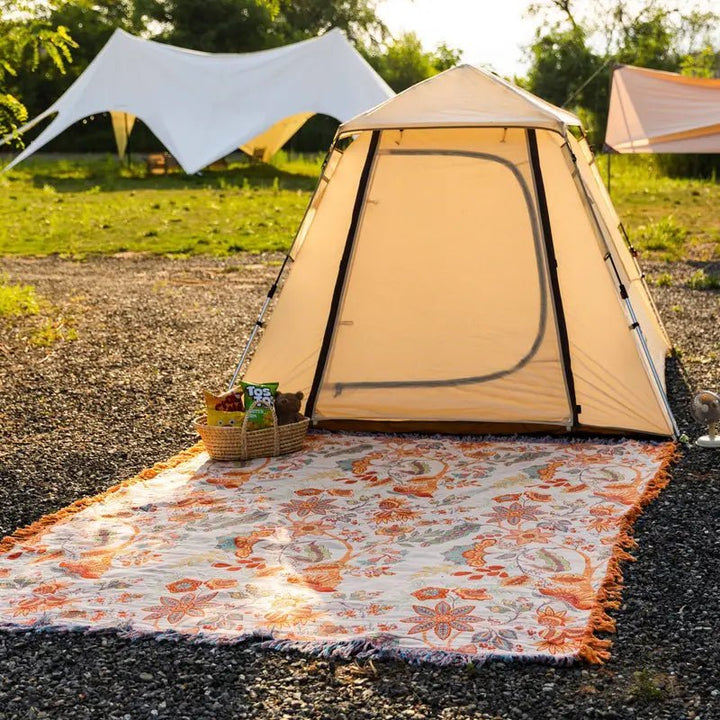 Throw Blanket with Floral Pattern in Boho Style - Blanket - 150x200 cm - Seravelle Home
