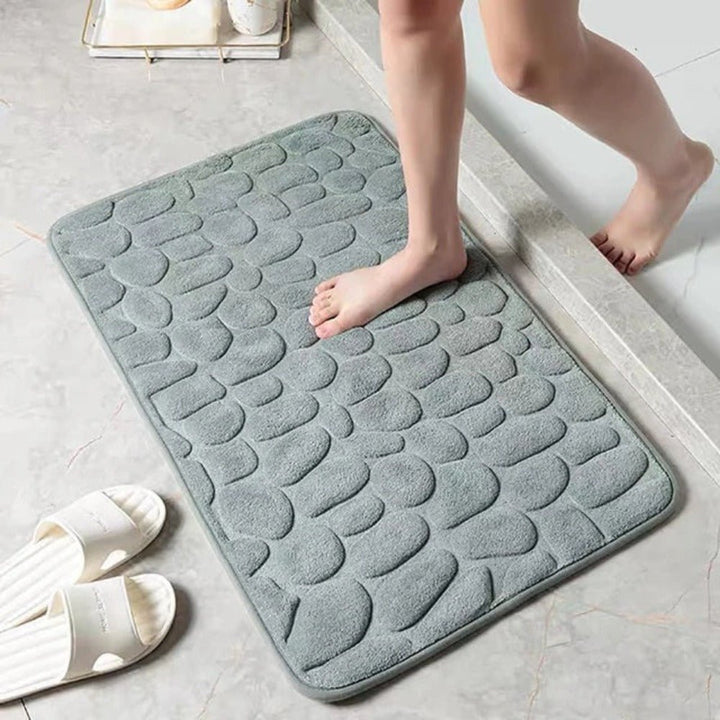 Ultra-Soft Bath Mat with Quick-Drying Absorbency