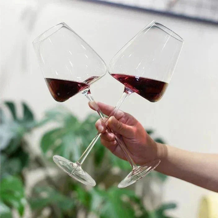 Elegant Crystal Glasses for Wine and Champagne – Handcrafted from Glass