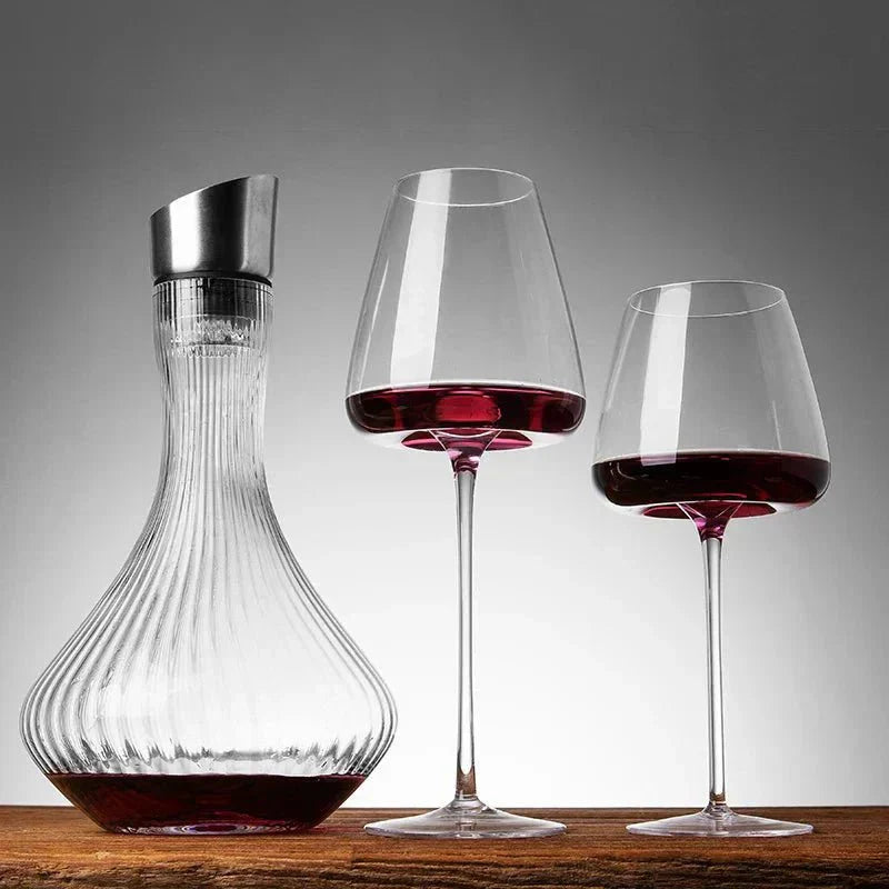 Elegant Crystal Glasses for Wine and Champagne – Handcrafted from Glass
