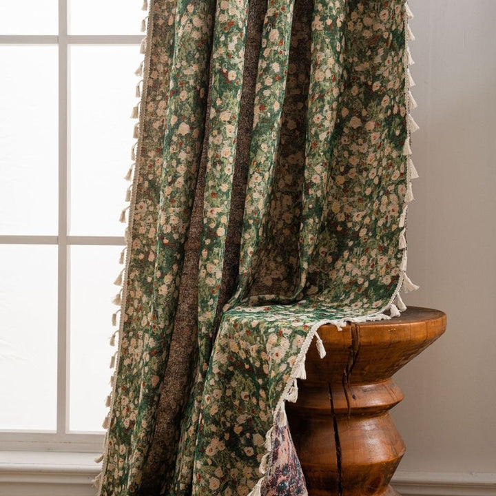 Vintage - Style Floral Curtain for a Classic Room Atmosphere - Curtain - Blossom Green - Seravelle Home