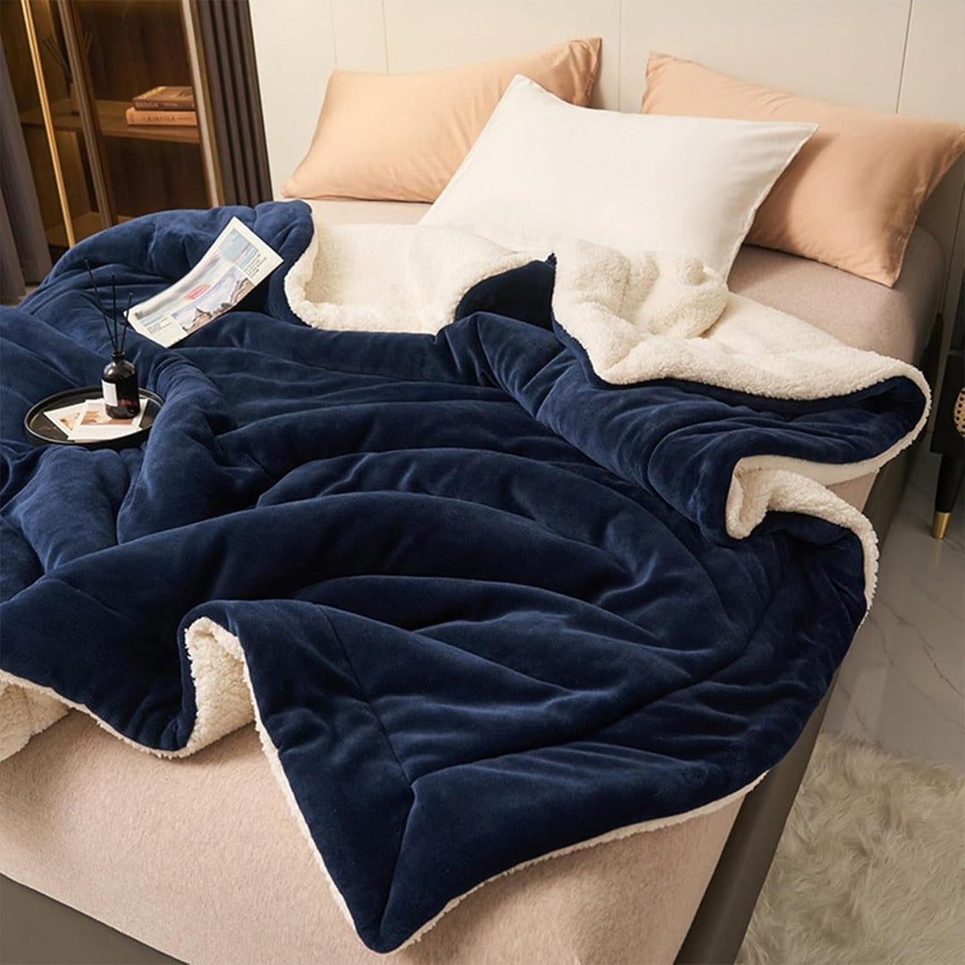 Warm and Soft Reversible Blanket - Blanket - Navy Blue - Seravelle Home